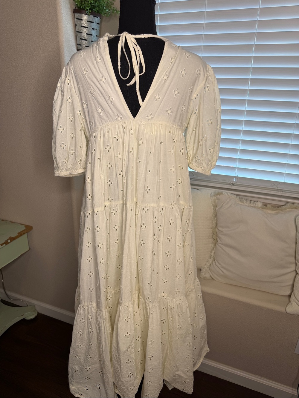 ASOS DESIGN crochet insert broderie midi dress in natural - Picture 7 of 8